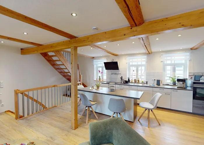 Lillis Cottage